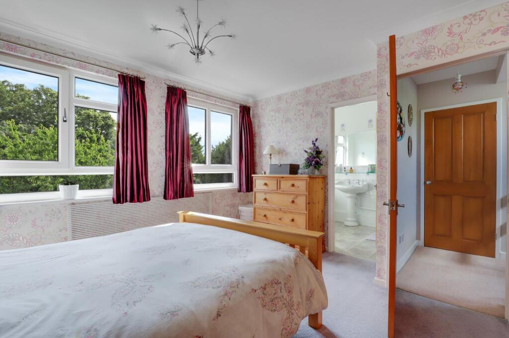 01-a039JHPropWorld - 45 Hall Drive - 34.jpg