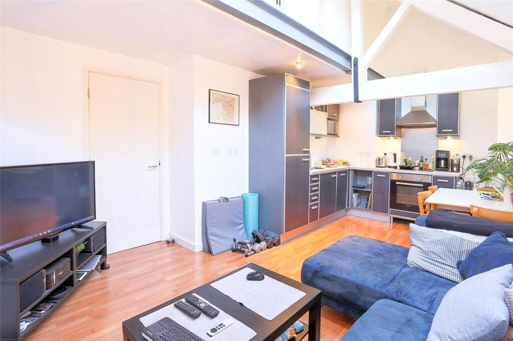 Living Room/Kitchen