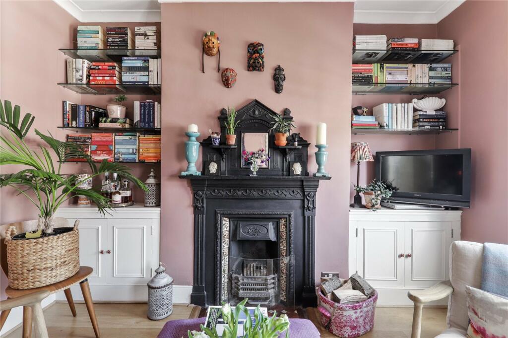 property in Tremadoc Road, 
Clapham, SW4