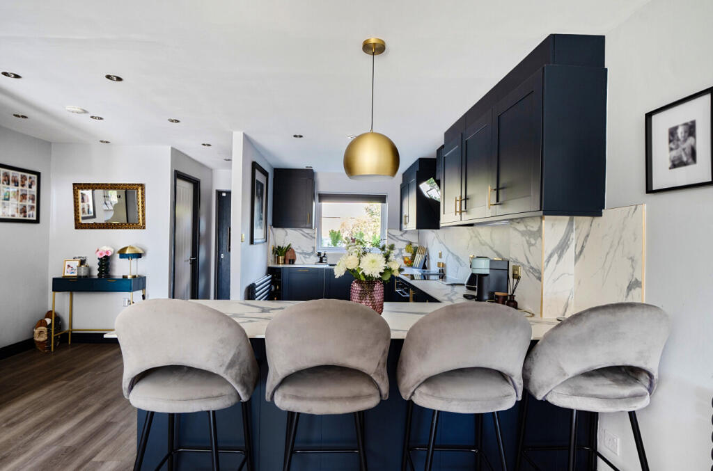 1342214-8-68bae9d...