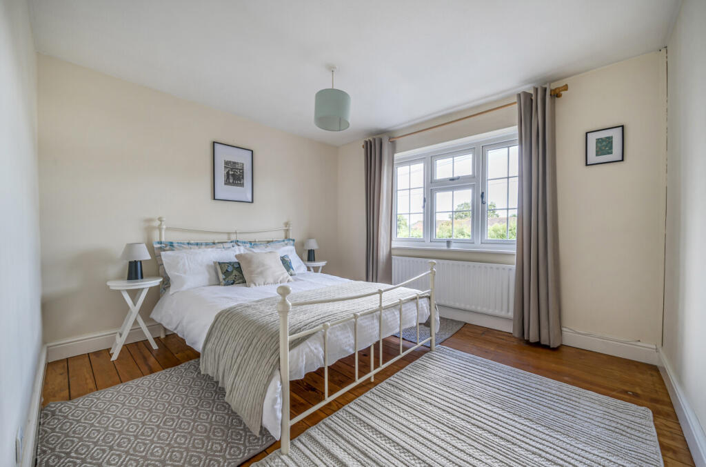 1353918-3-68c140d...