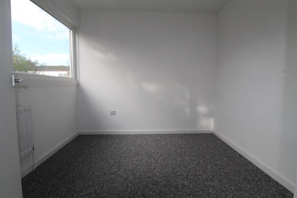 Bedroom 3.JPG