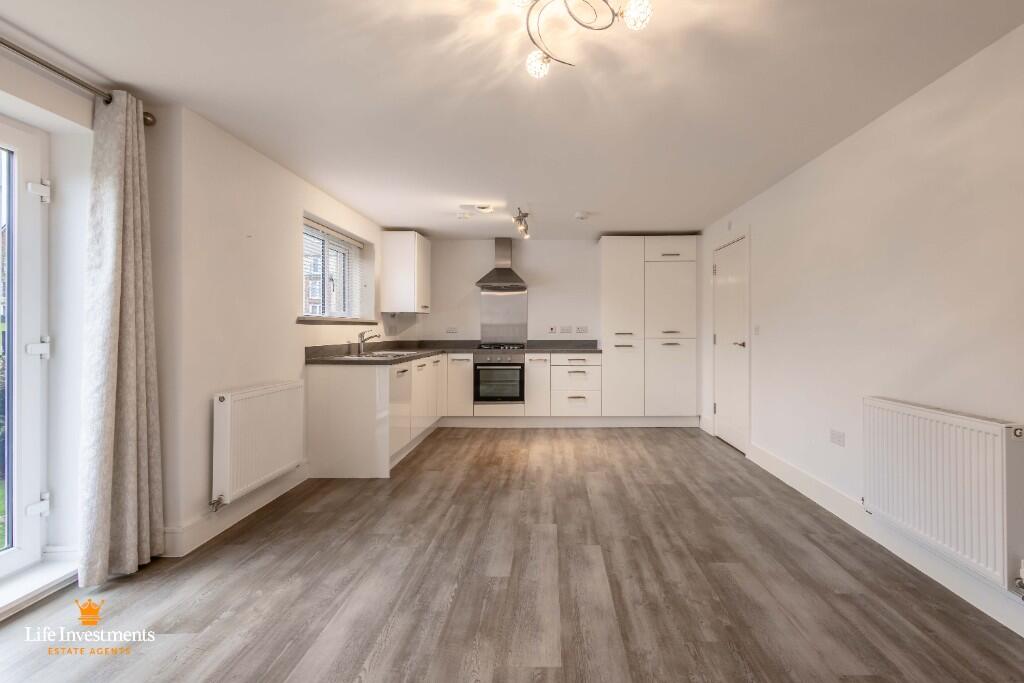 Lounge/Kitchen