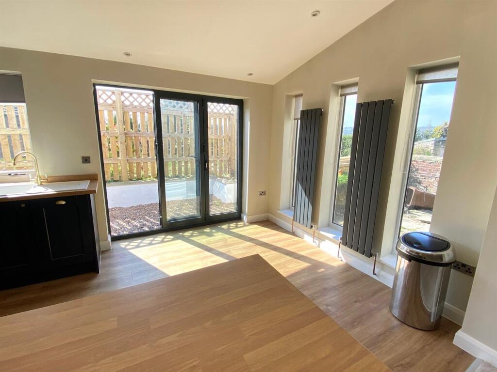 Bramleys Estate Agents - Hall Lane, Kirkburton (11