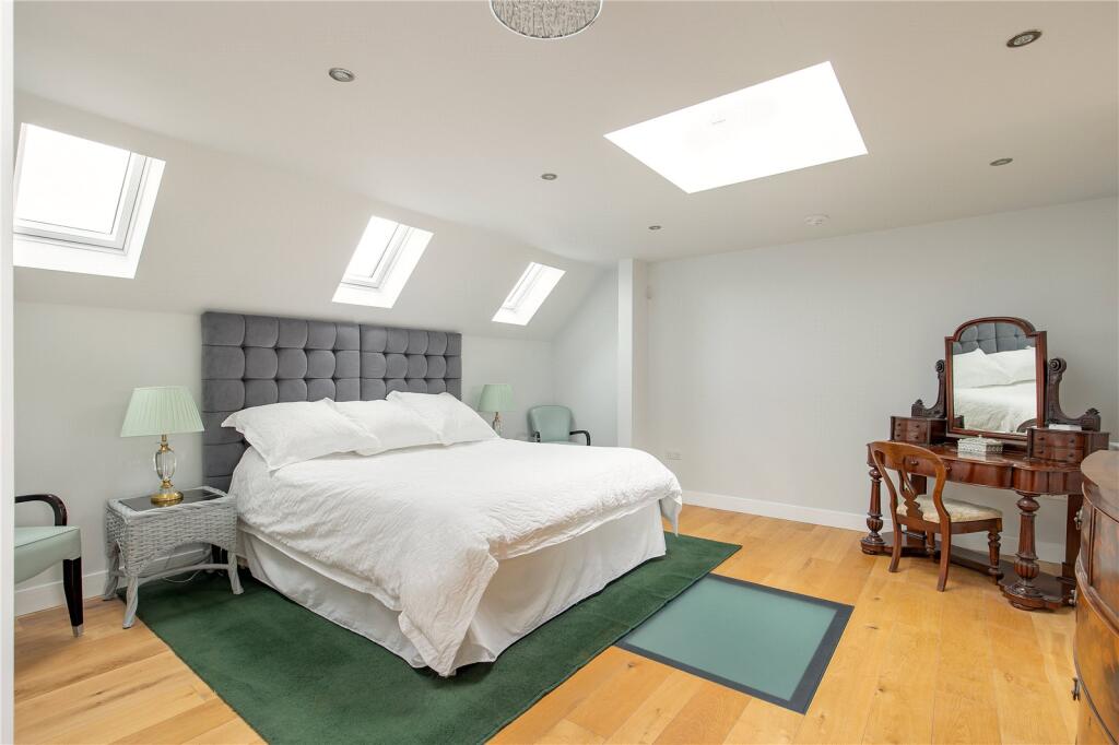 Principal Bedroom
