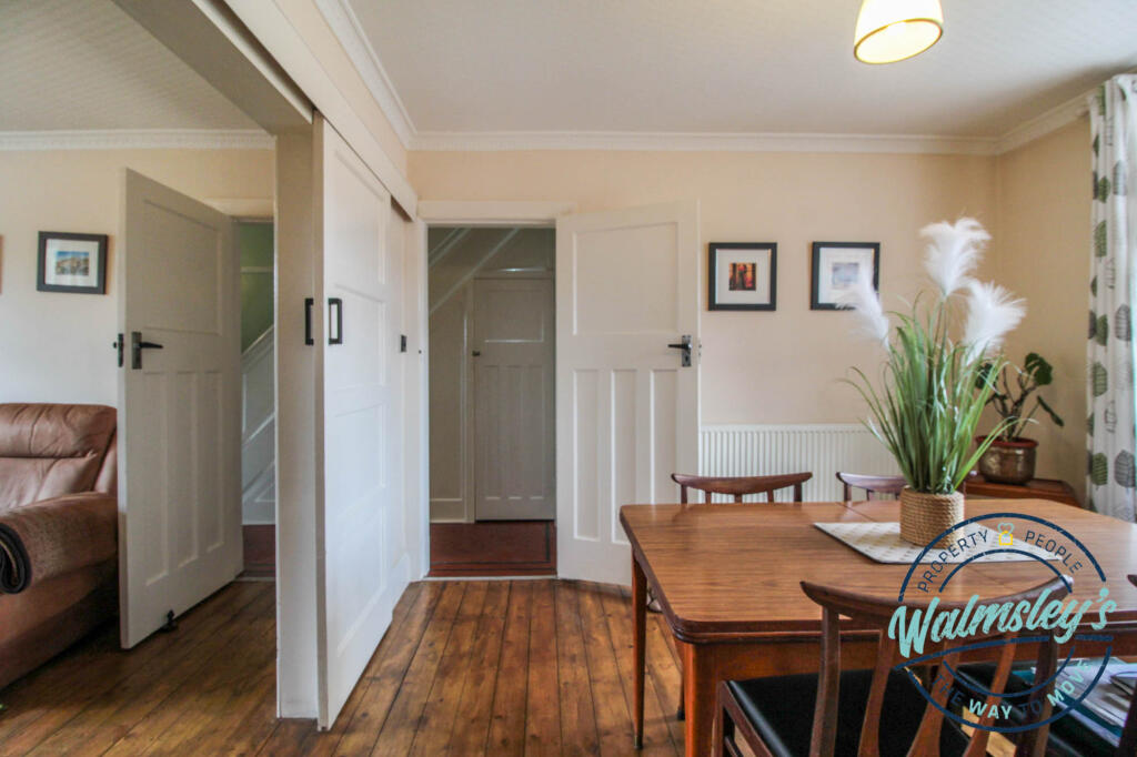 Dining towards hallway