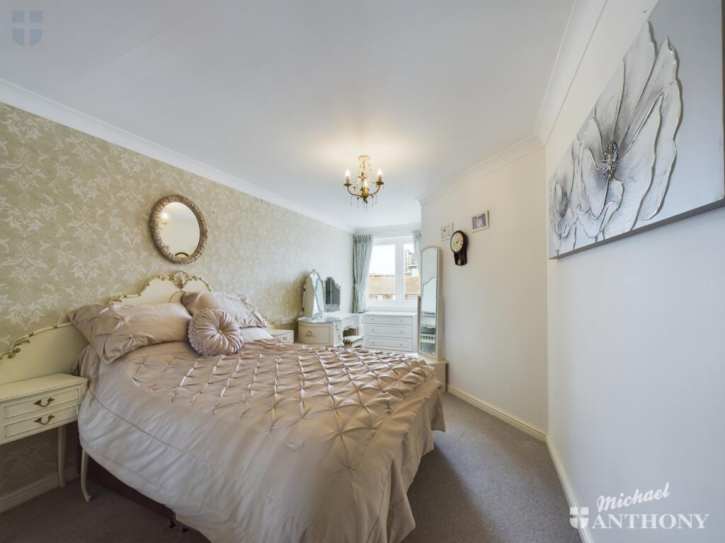 CAM03218G0-PR0277-STILL006