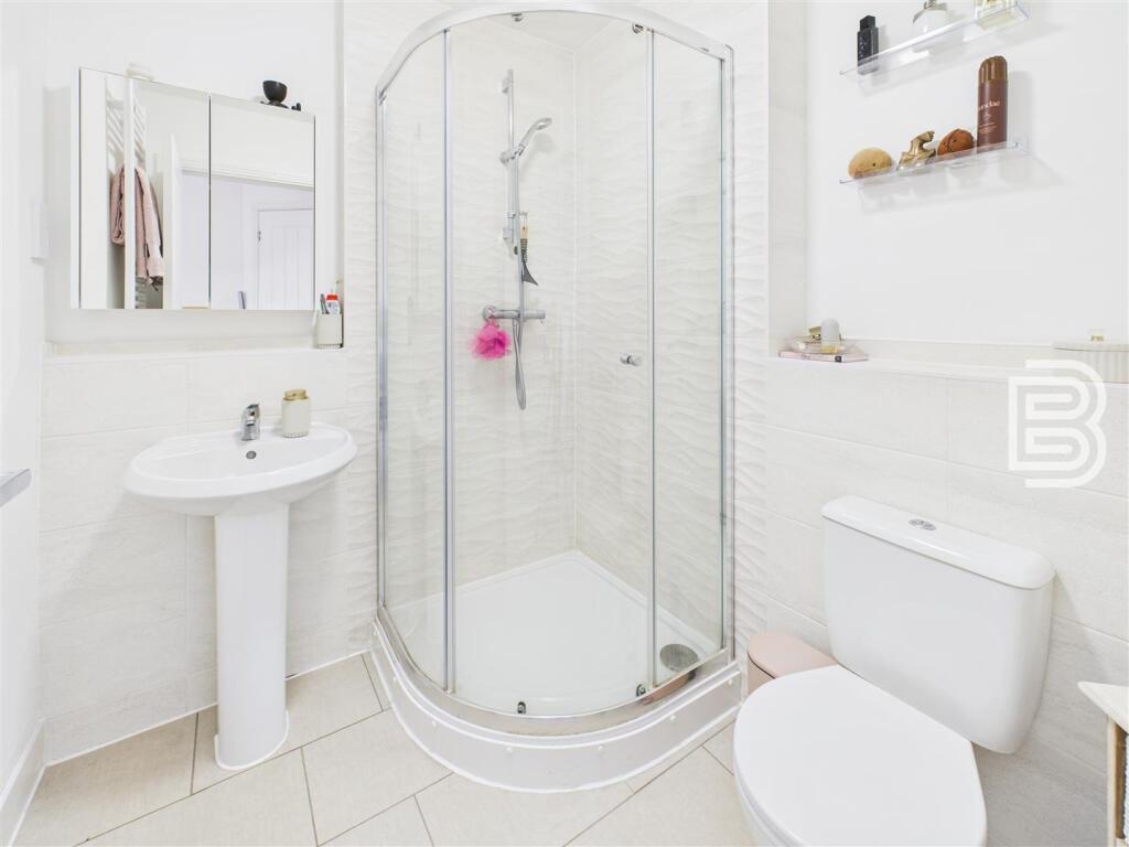 CAM05587G0-PR0024-STILL017.jpg