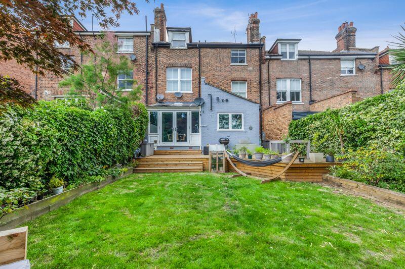 Garden to house