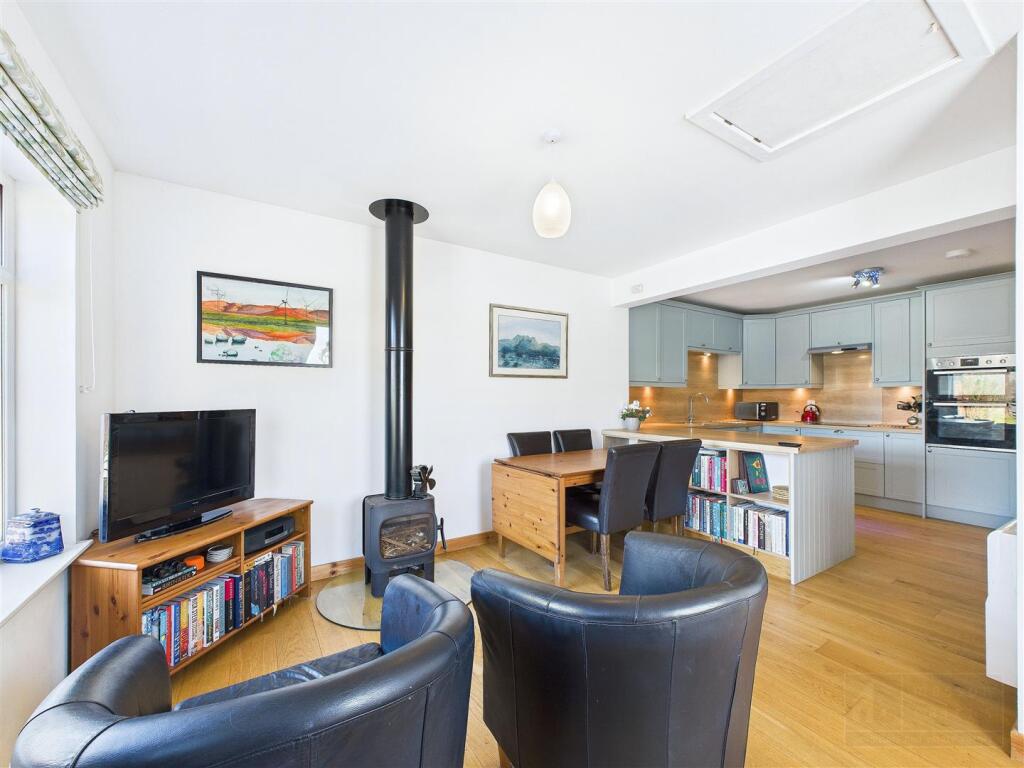 Living / Dining / Kitchen