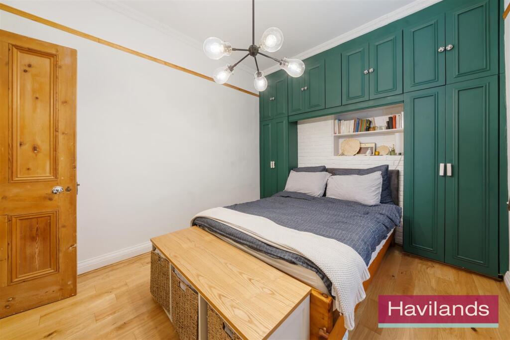 Eversley Park Road-3.jpg