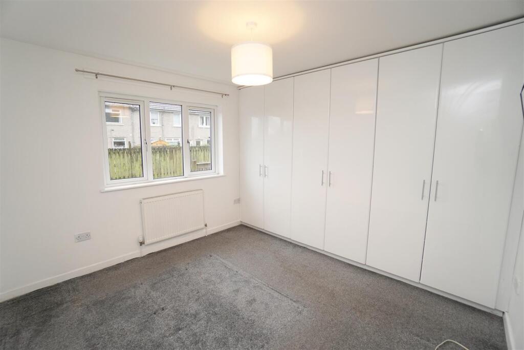 bedroom.jpg