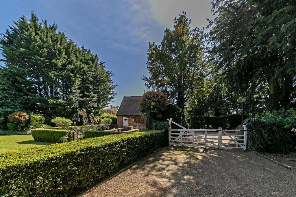 TheCoachHouse-29.jpg