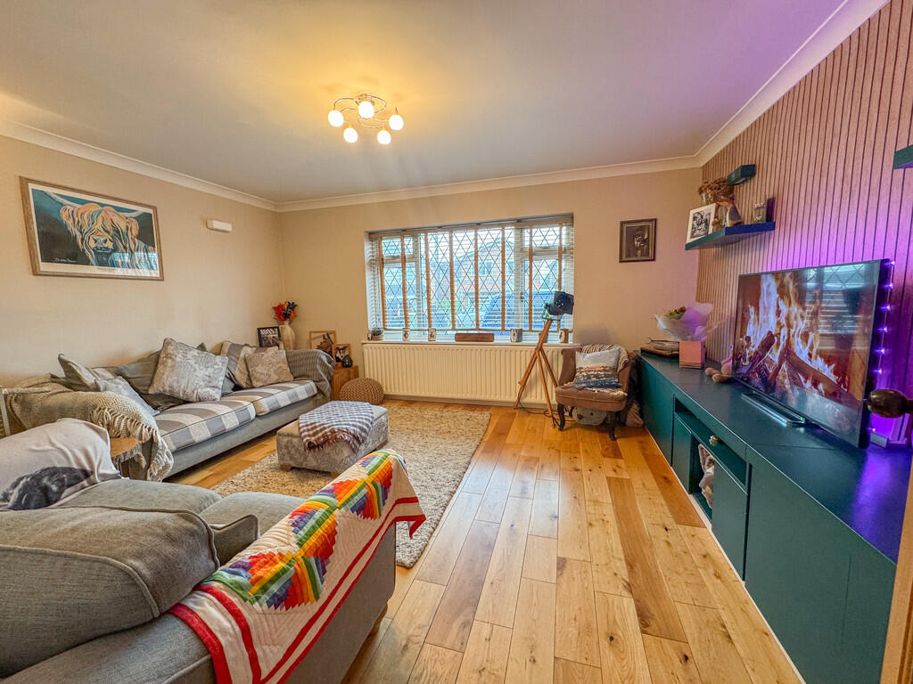 lounge 1