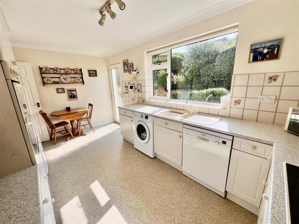 Kitchen.jpeg