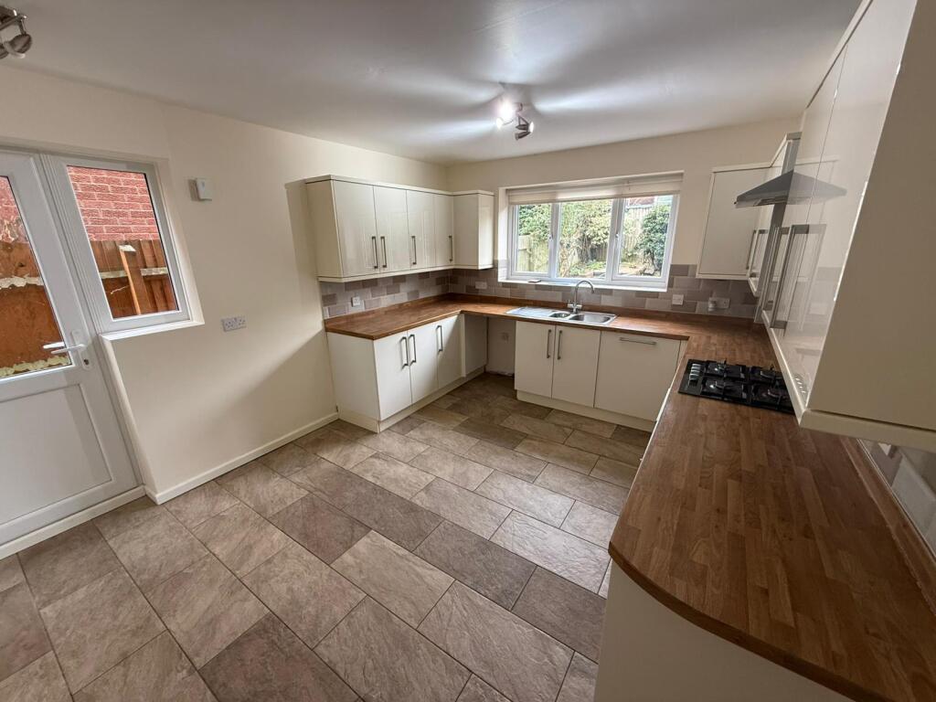 e10c1d2a-9f7c-4950-8f1d-47663ae801c3