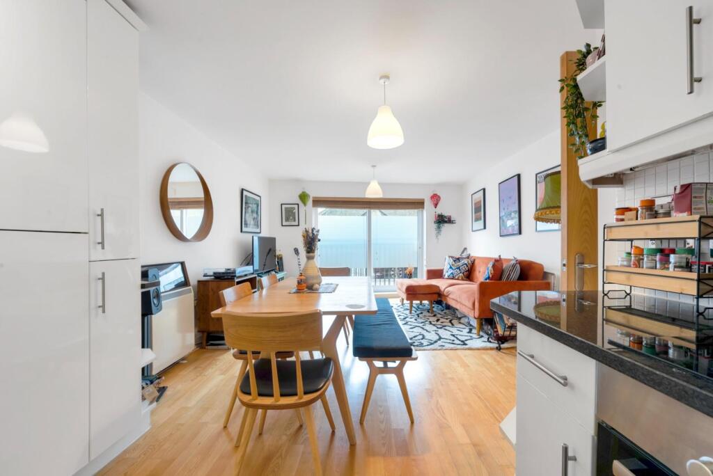 Kitchen/reception room