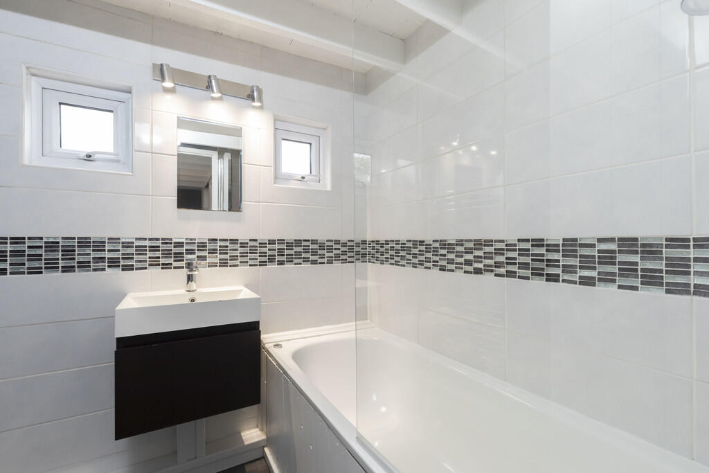 18 Croft Avenue-1...