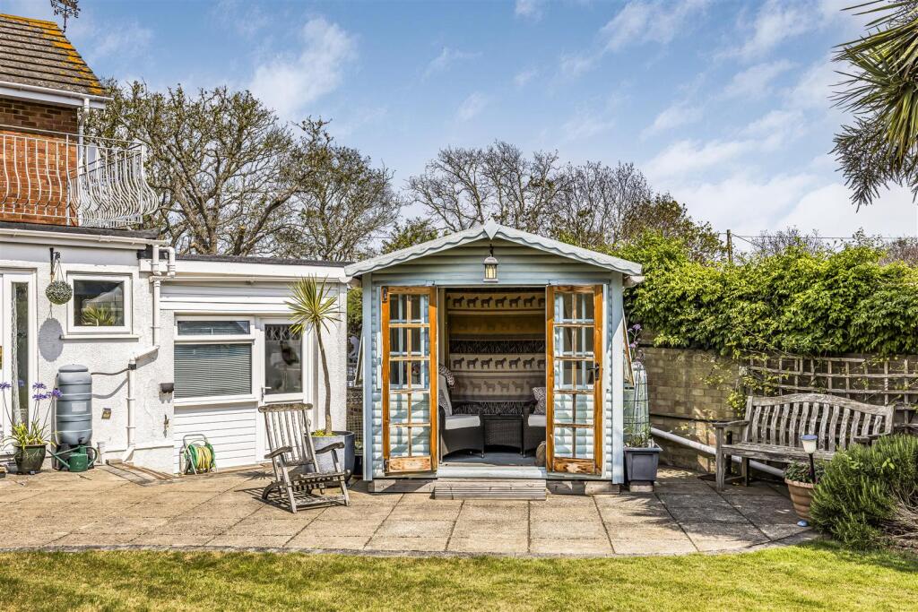 Bay House, Marine Walk, Hayling Island-PorticoMark