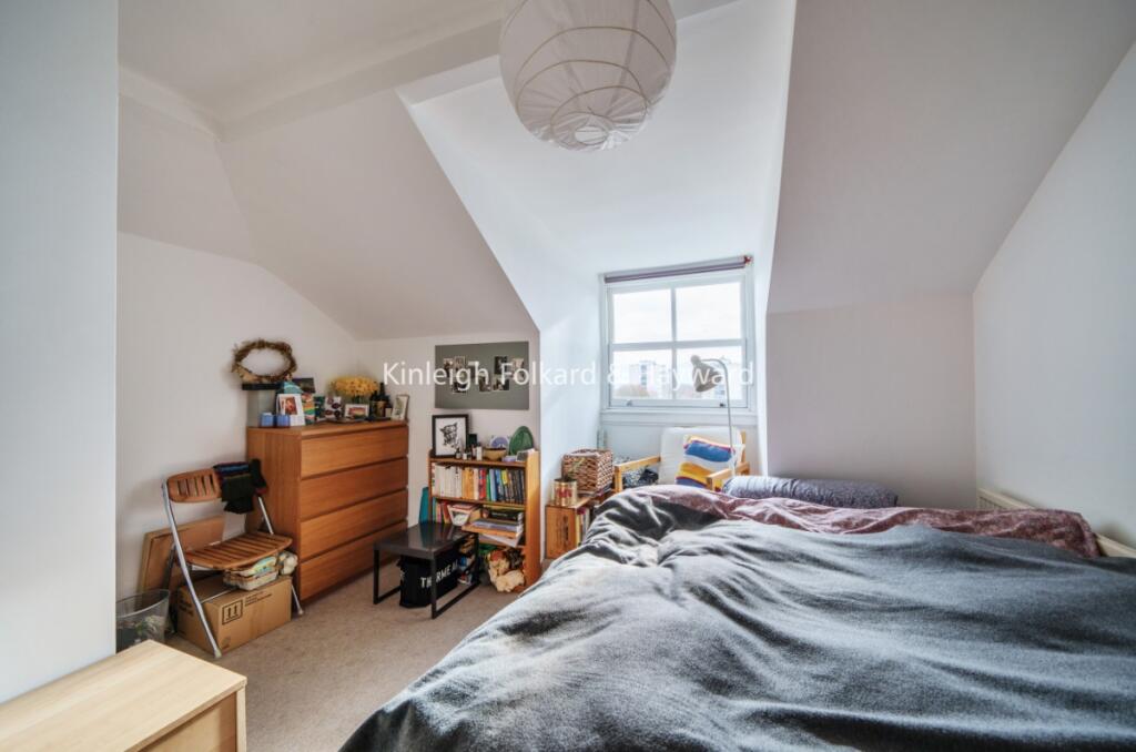 b6666352-5e7d-4f16-a