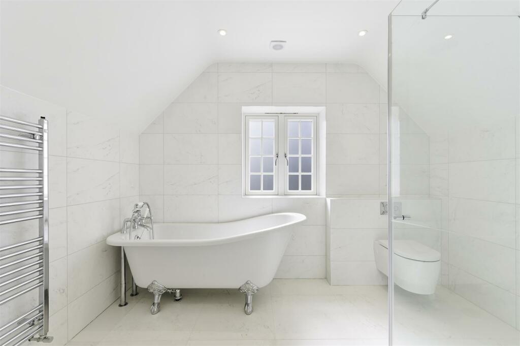 ALBURY COTTAGE- (2).jpg