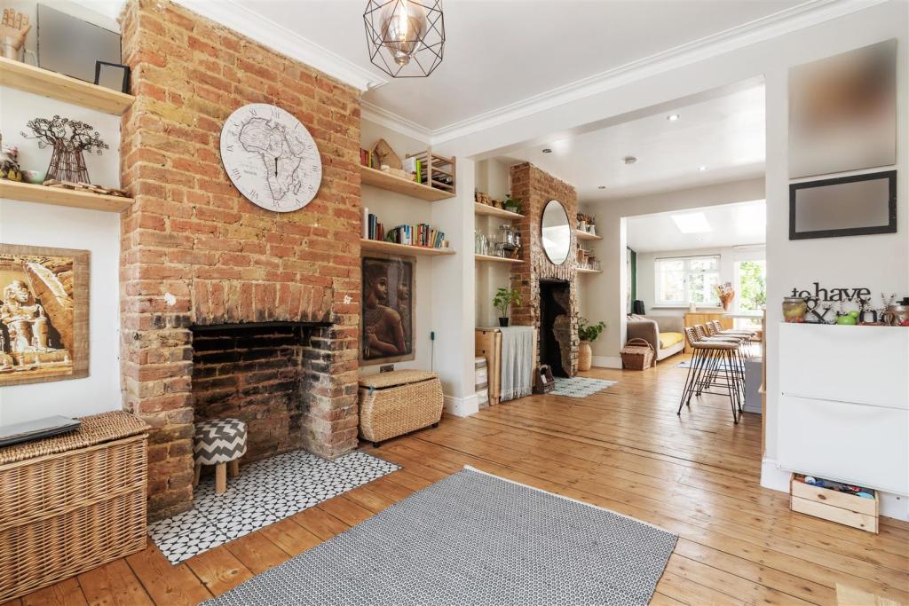 Open Plan Living Accommodation