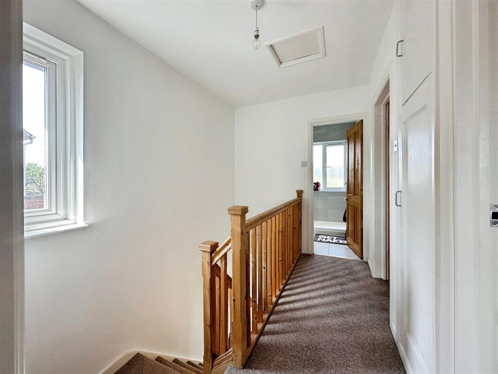 471c388e--4296-B6CA-E0D834598104-19658-000008EB532