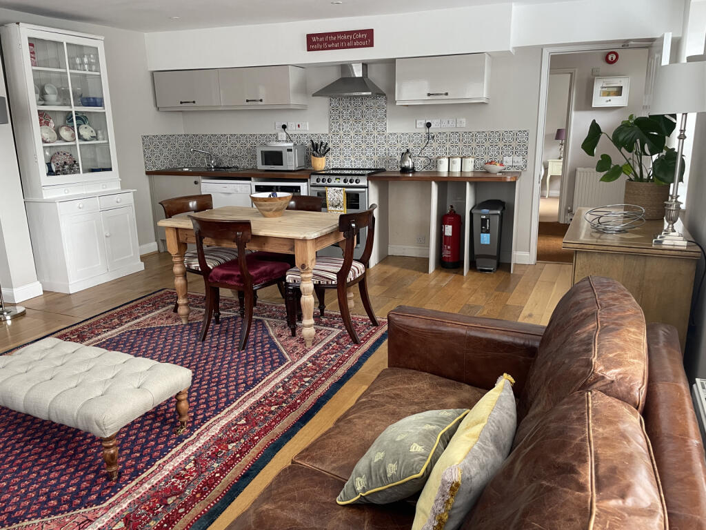The Cottage Kitchen