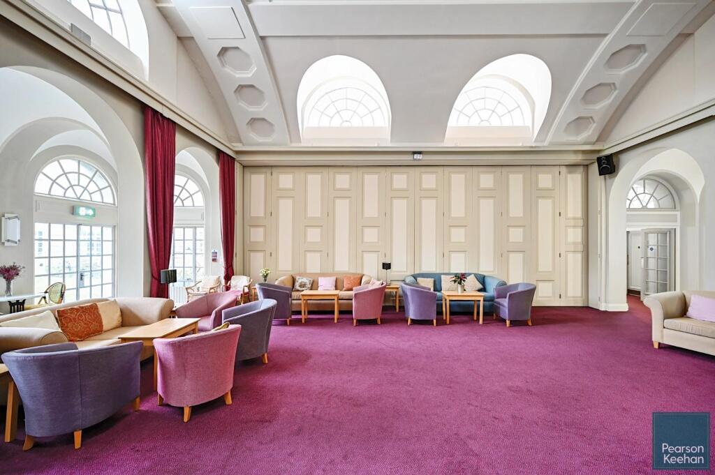 80 Harewood Court BN3 (13).jpg