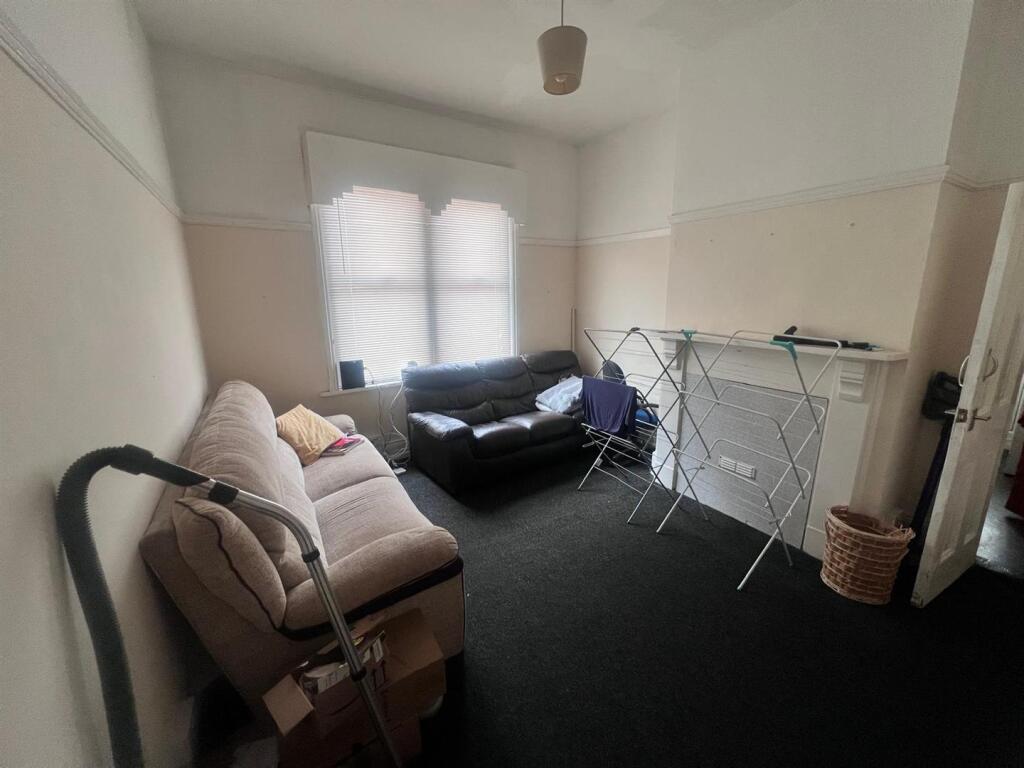 fawcett lounge.jpg