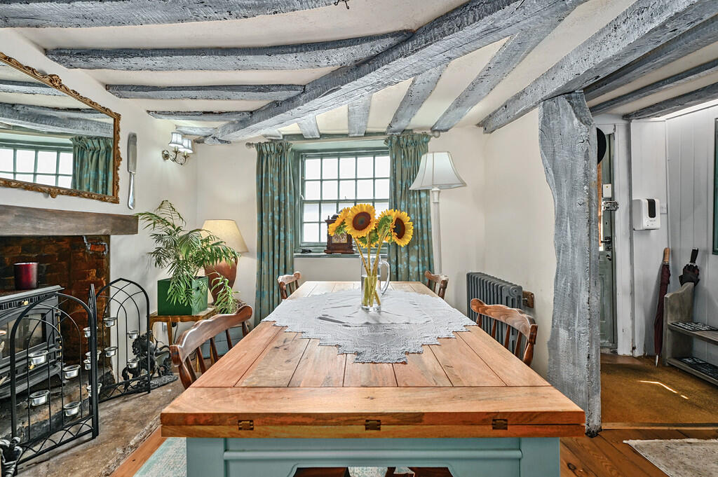 34 The Mint TN31 ...