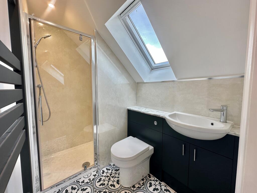 En-suite Bathroom