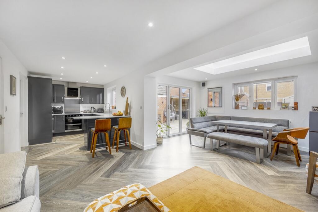 36 Swift Gardens (Kirton)-23