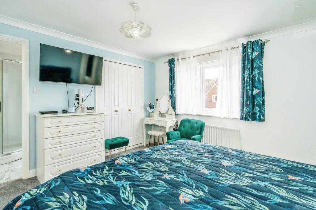 Main bedroom wardrobes