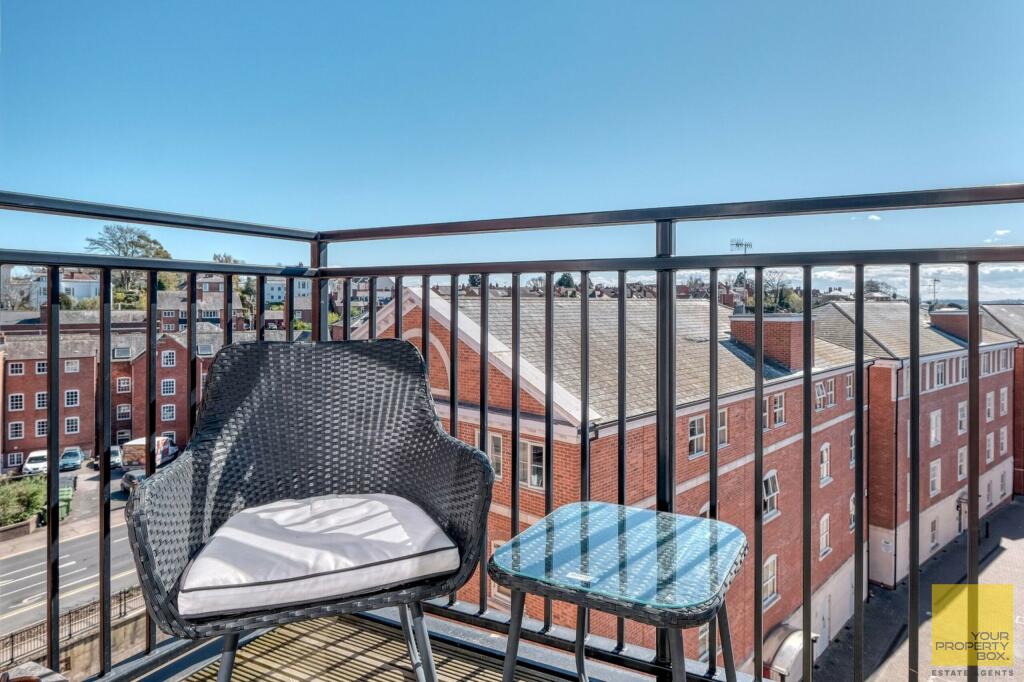 Apt37, St Peters Court12