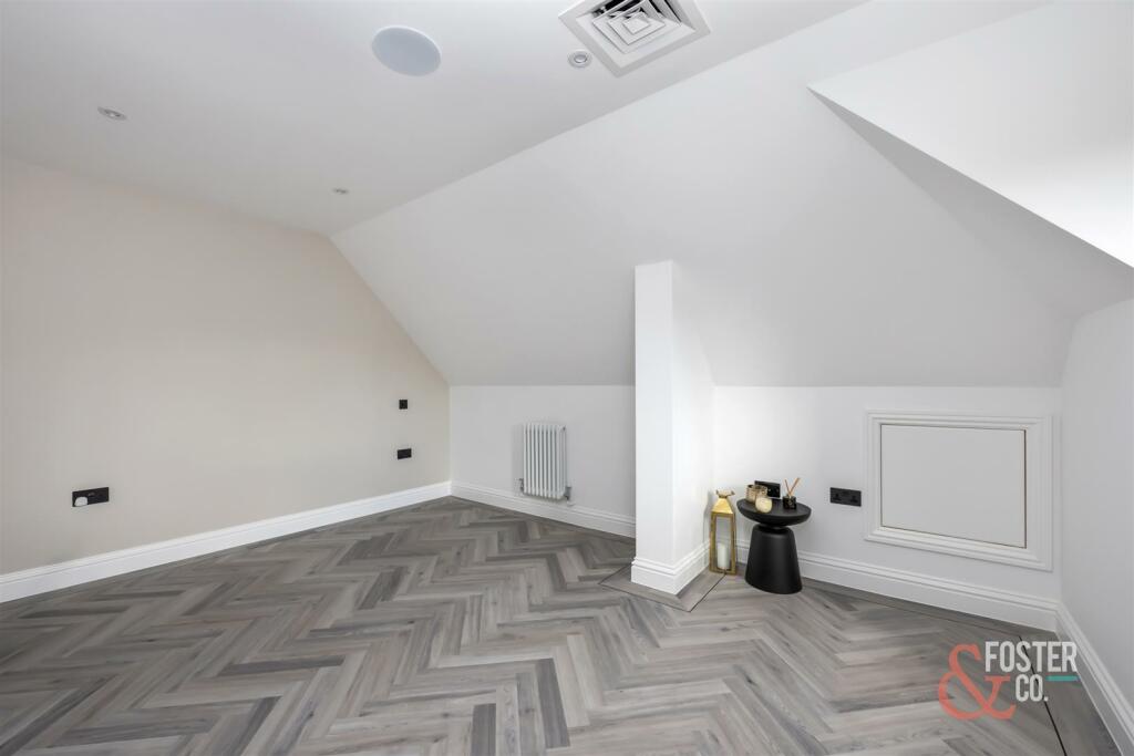 Goldstone Crescent, 57, flat 7-001.jpg