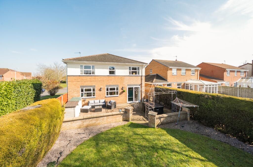 67dbd50c64536-l-1262457 ELE (3)