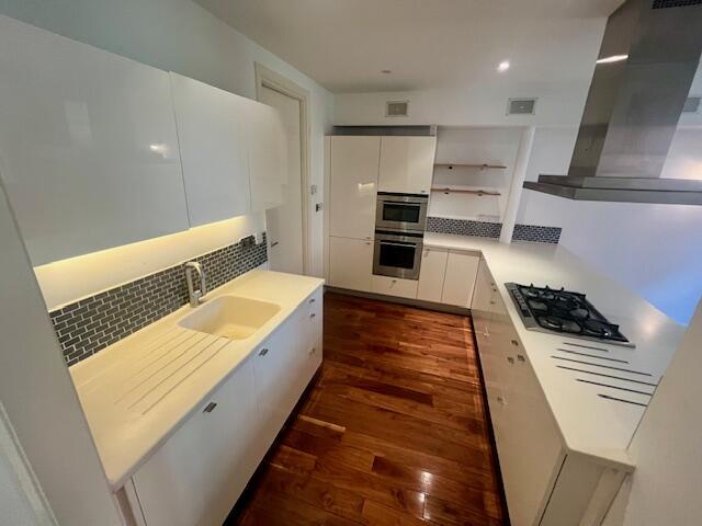 Kitchen T202505281058.jpg