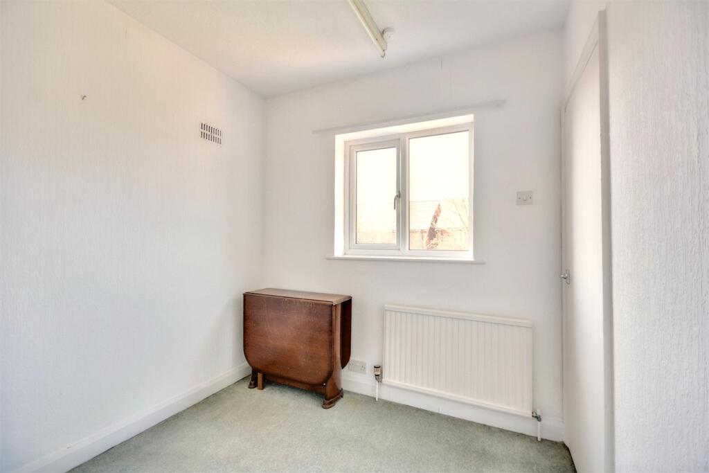Bedroom 3_2.jpeg