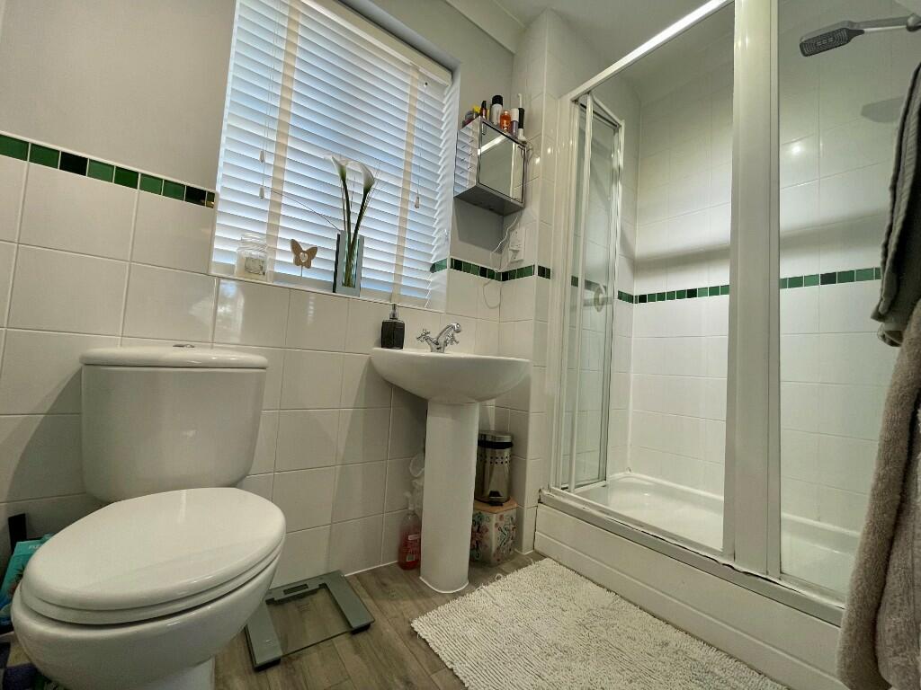 Ensuite Shower