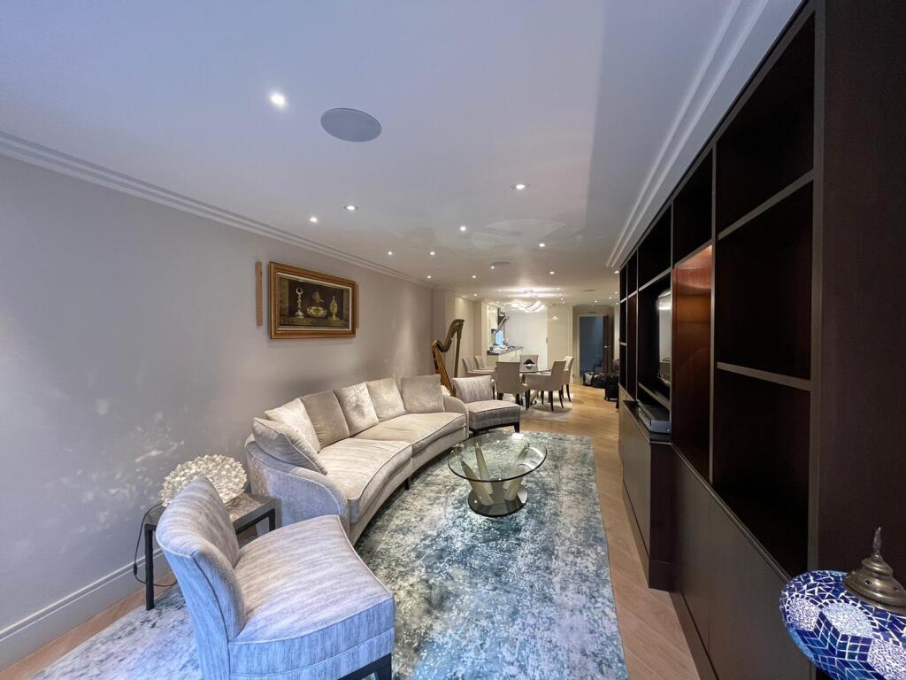 3 bedroom house to rent in SW6