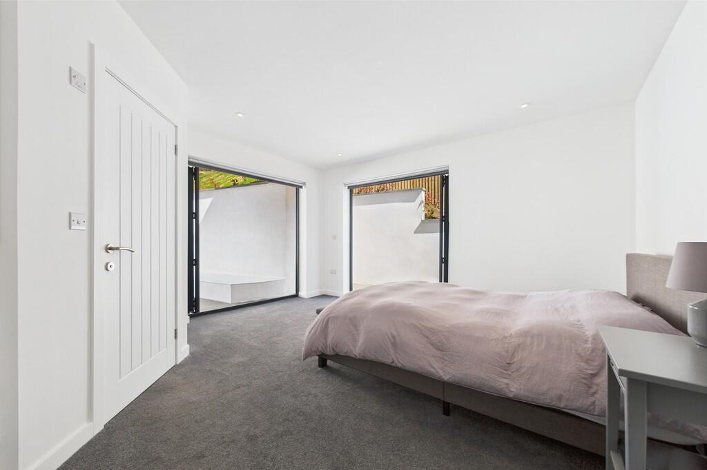 CAM01085G0-PR0554...