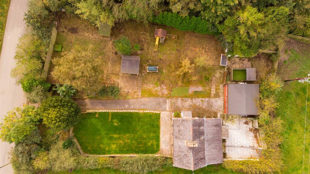 Constables Ivy Cottage, Brimstage Lane drone-2-6.j