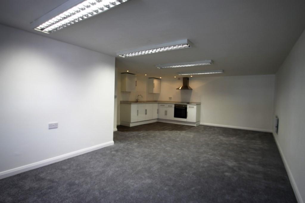 Kitchen Lounge Area