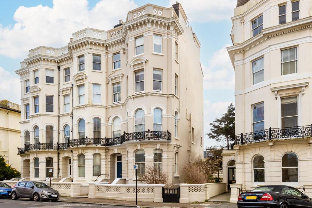 21E St Aubyns-33.jpg