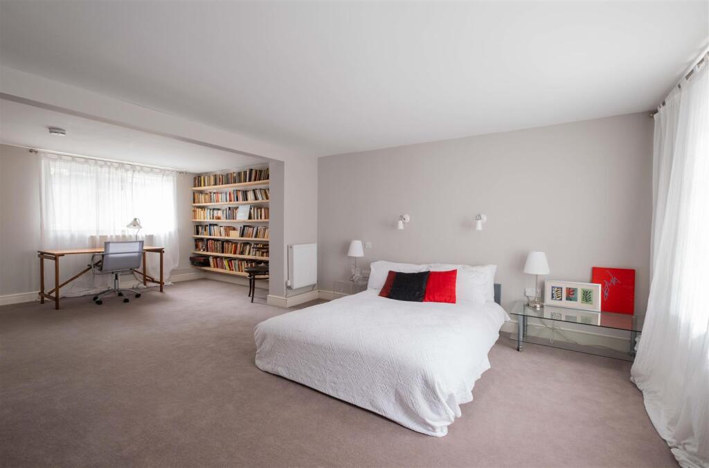 Liverpool Lawn.2.jpeg