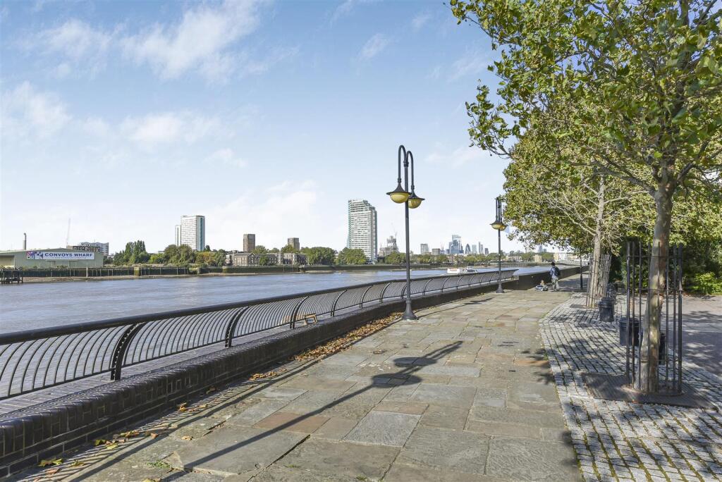 Torres Square (16).jpg