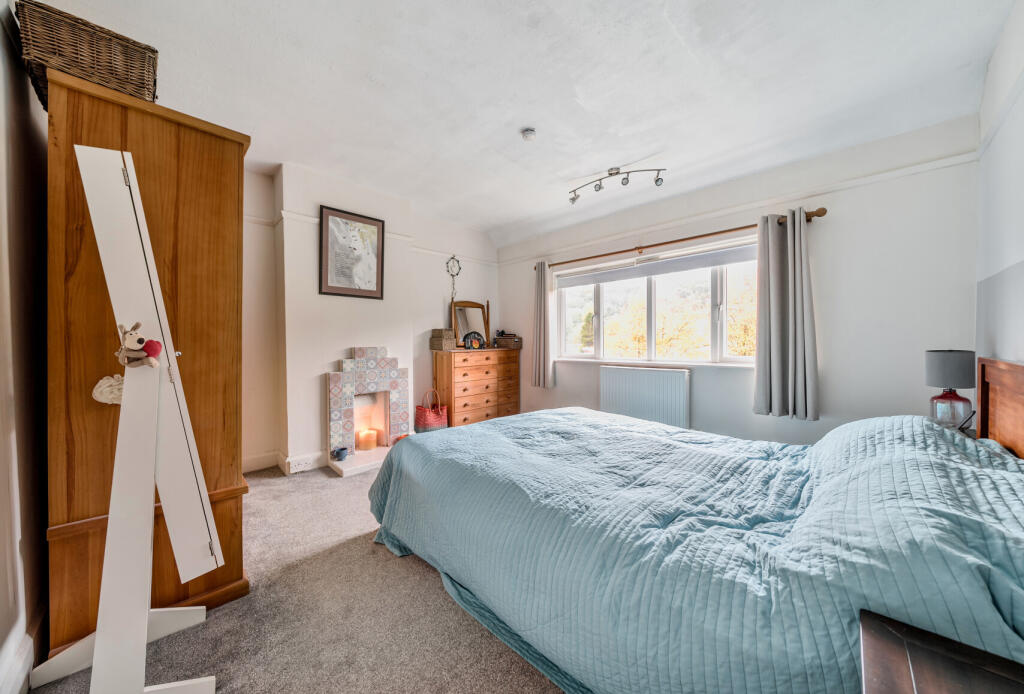 1357549-1-68e91cc...