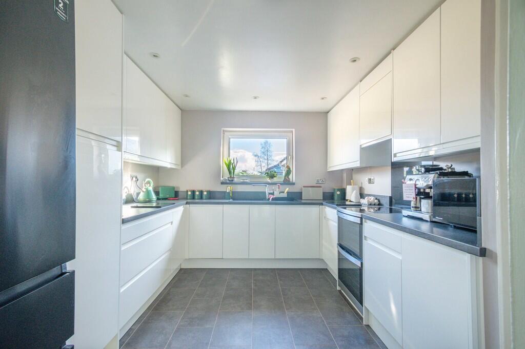 3 Tweed Close-02