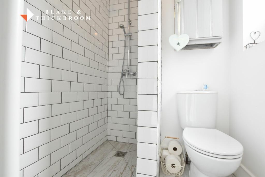 GROUND FLOOR WET ROOM